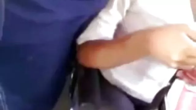 Chica tetona parpadea para sexso latino cum en la webcam