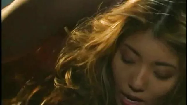 Yukari Sakurada sopla la xxx anal latino polla para semen sin censura