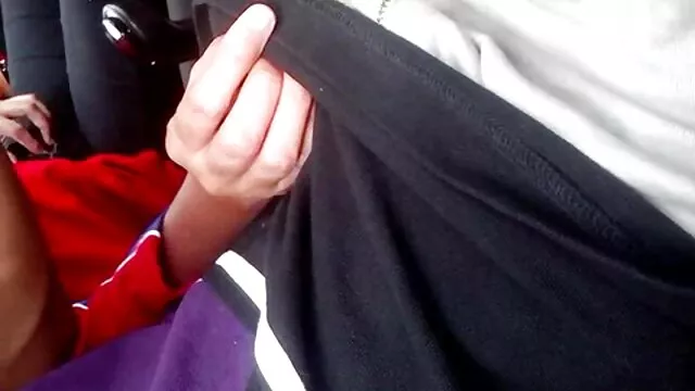 Adolescentes lesbianas juguete twats gay latin por en el boliche